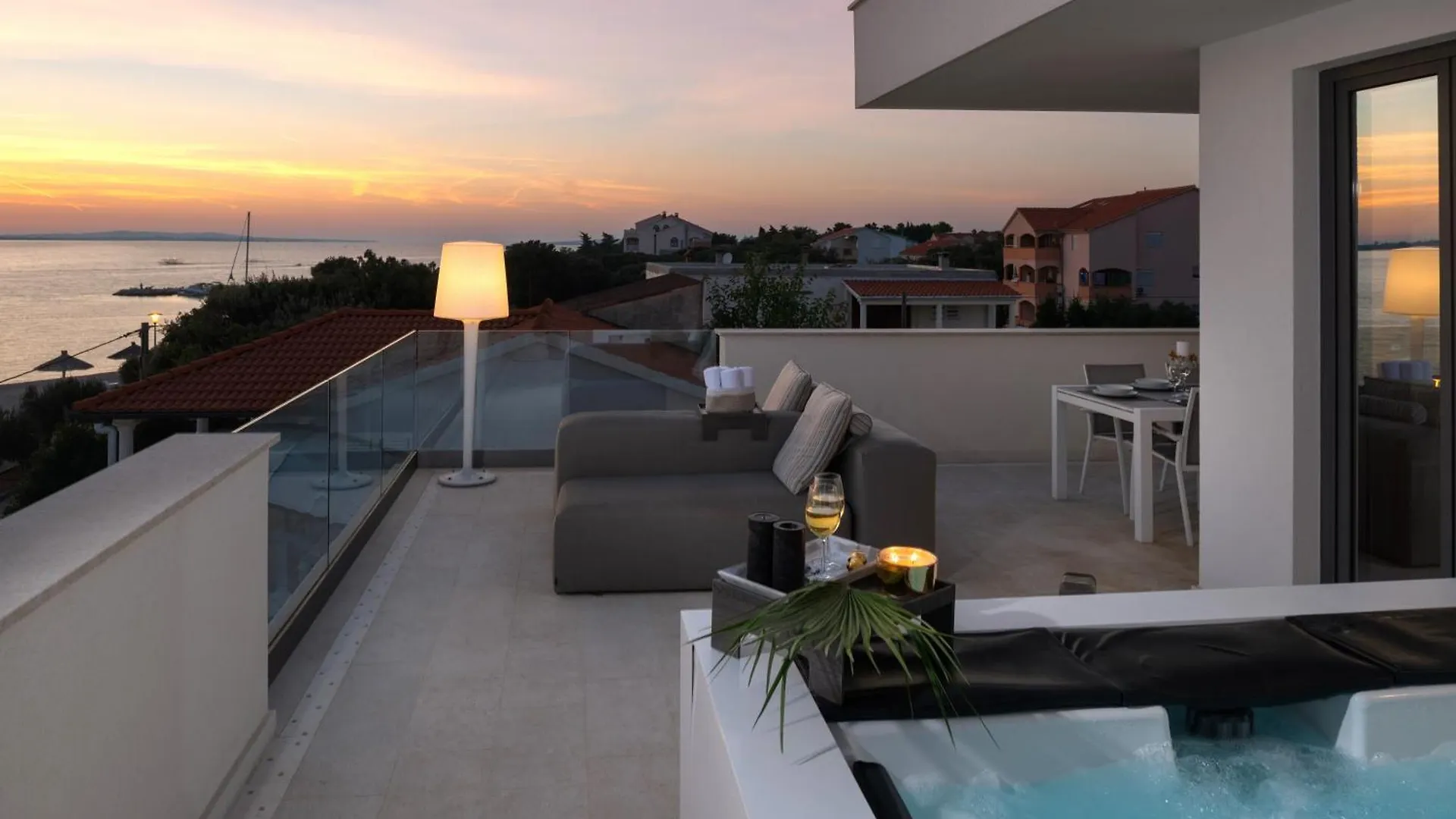 Four Seasons Vrsi Twin Villa Beachfront - Heated Pool & Jacuzzi
