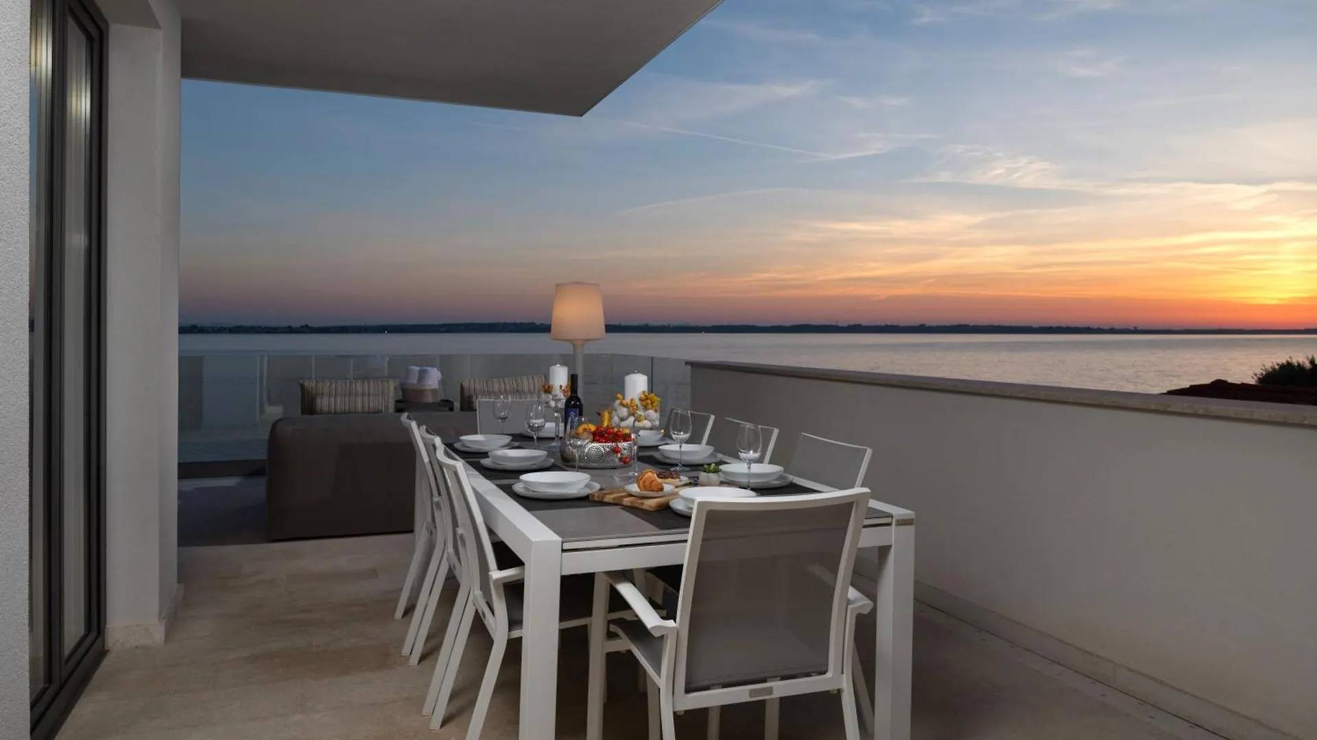 Four Seasons Vrsi Twin Villa Beachfront - Heated Pool & Jacuzzi