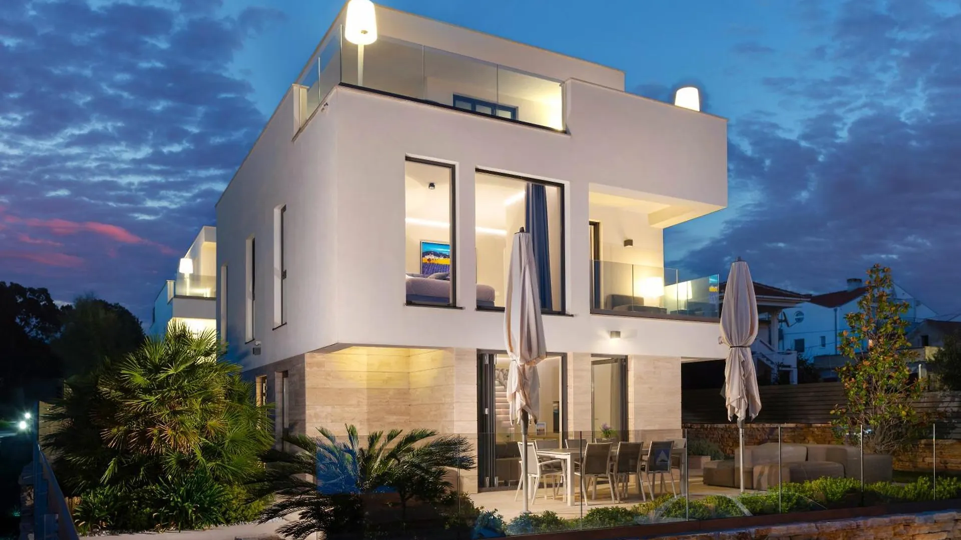 Four Seasons Vrsi Twin Villa Beachfront - Heated Pool & Jacuzzi
