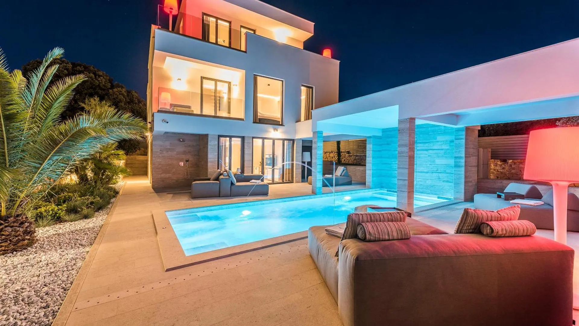 Four Seasons Vrsi Twin Villa Beachfront - Heated Pool & Jacuzzi contacts