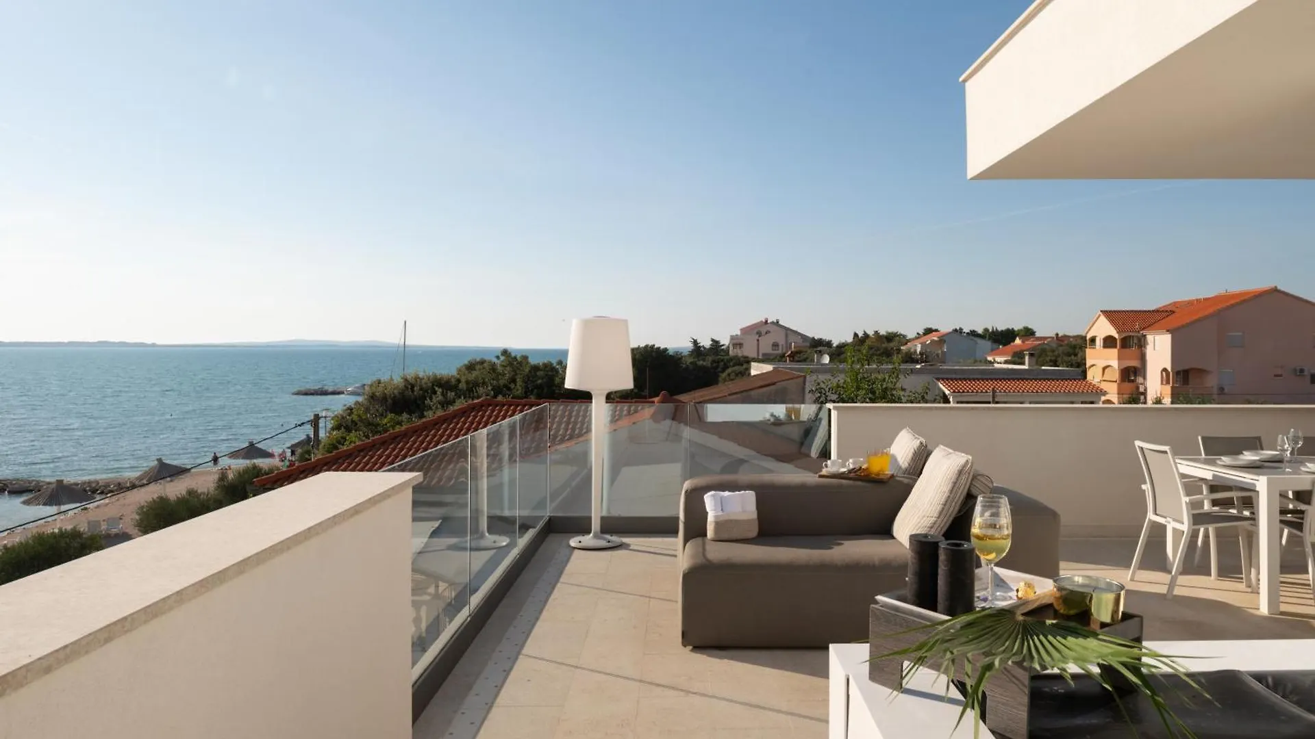 Four Seasons Vrsi Twin Villa Beachfront - Heated Pool & Jacuzzi